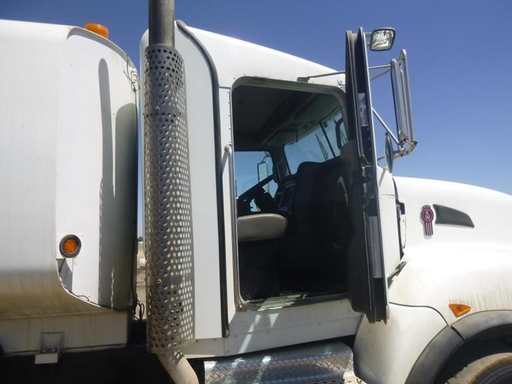 2011-kenworth-t400-image-20