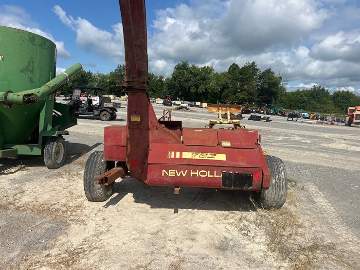 new-holland-782-image-5