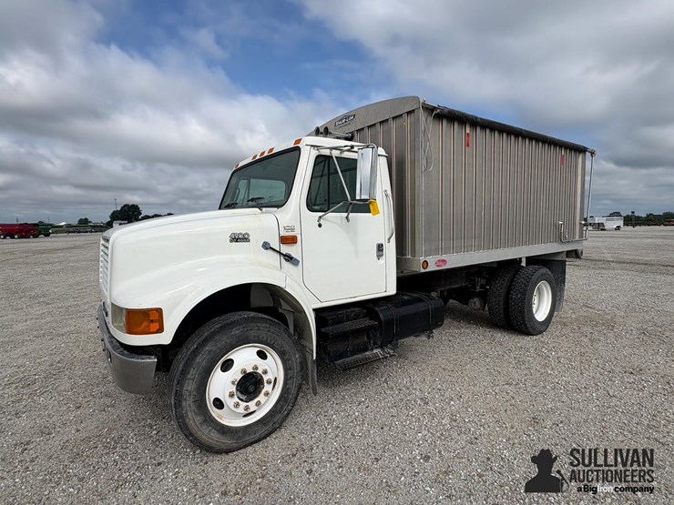 1999-international-4900-image-1