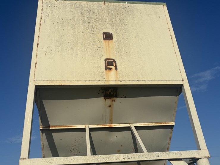 14-ton-overhead-feed-bin-image-7