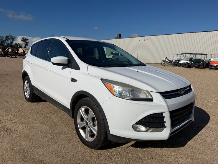 2016-ford-escape-image-1