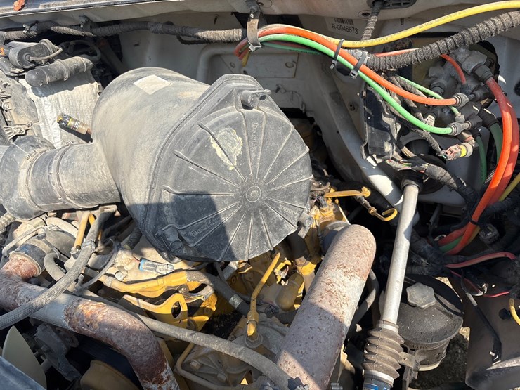 2004-ford-f750-image-29