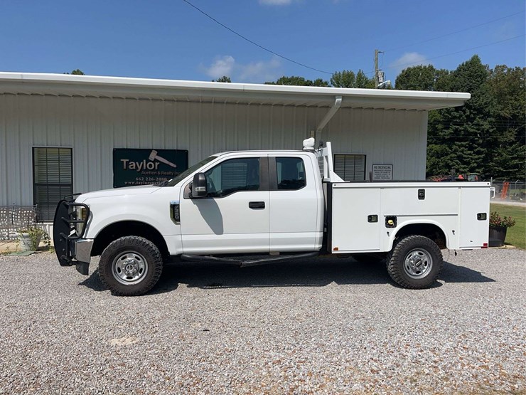 2019-ford-f350-image-1