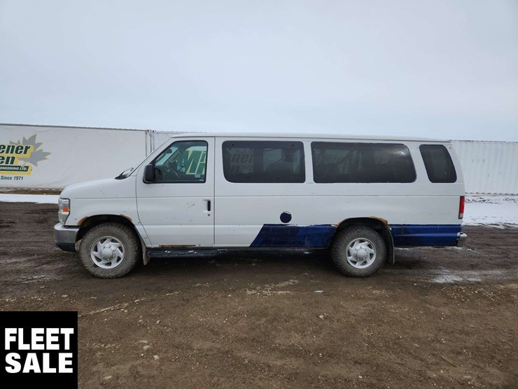 2012-ford-e-series-e-350-sd-xl-3dr-extended-passenger-van-image-6