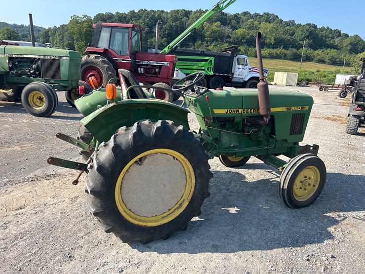 john-deere-850-image-5