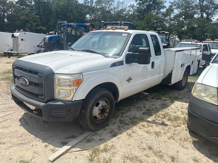 2014-ford-f350-image-2