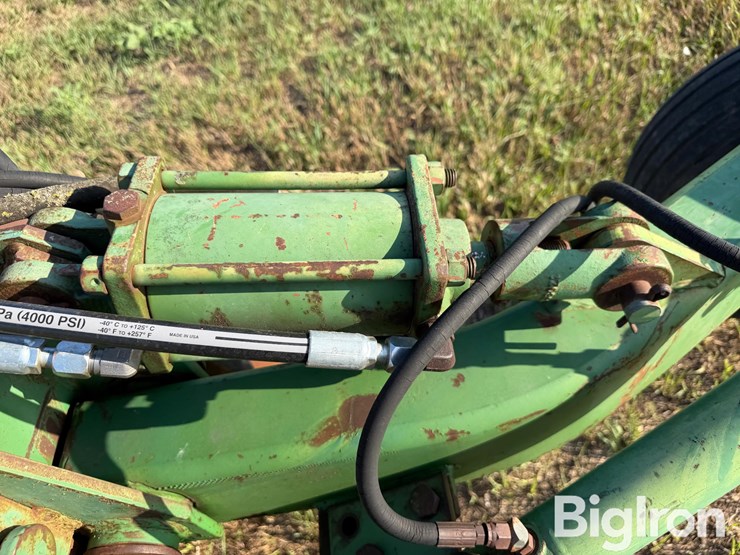john-deere-2800-image-10