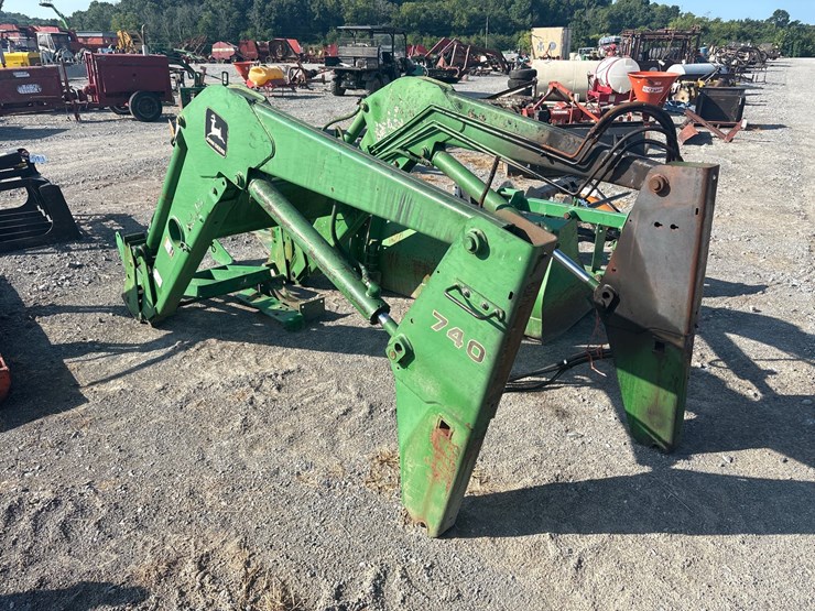 john-deere-740-image-2