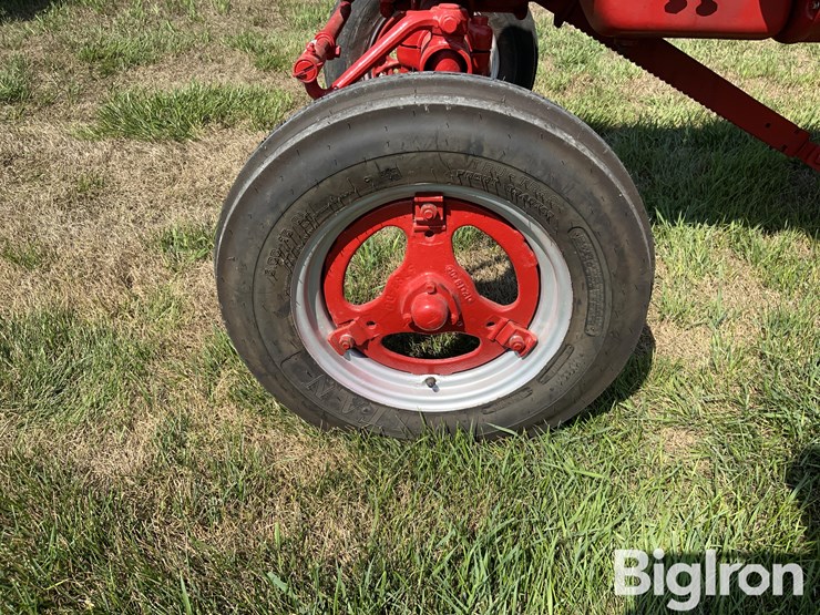 mccormick-farmall-a-2wd-tractor-w/plow-no.-87-image-20