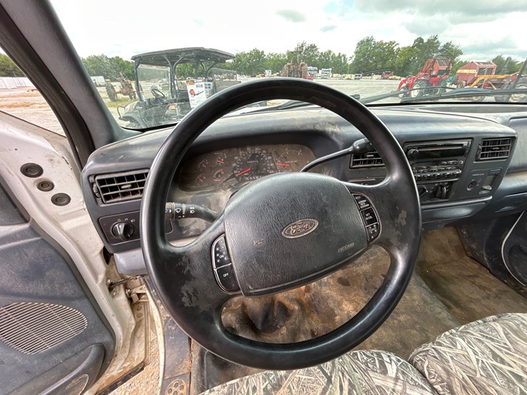 2001-ford-f350-image-12