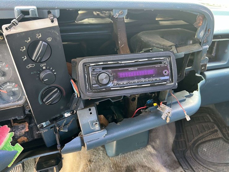 1997-dodge-ram-3500-image-22