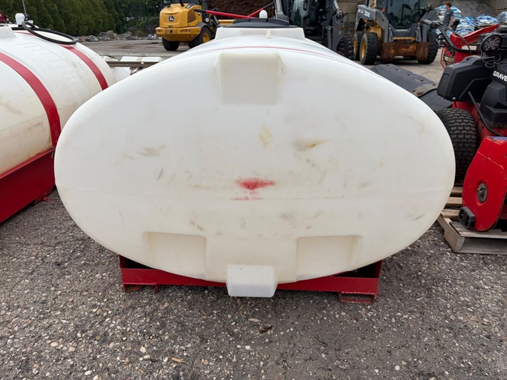 #8387-•-500-gallon-sprayer-system-image-9