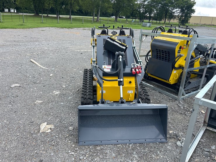 #10-•-2026-ats-t460-mini-track-skid-steer-image-2