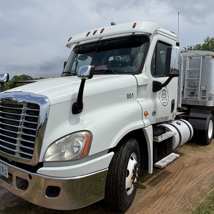 2015 Freightliner Cascadia