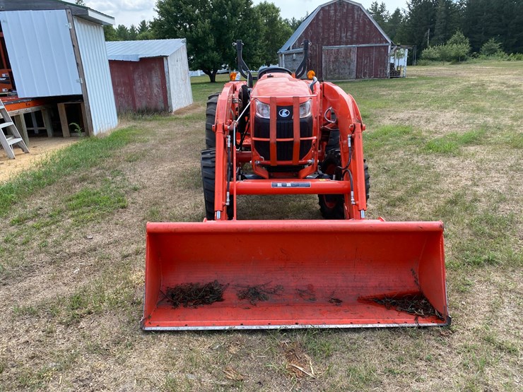 2019-kubota-l4701d-image-2