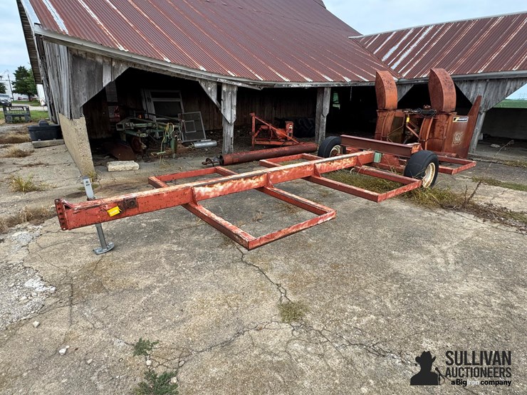 s/a-round-bale-hauler-image-1