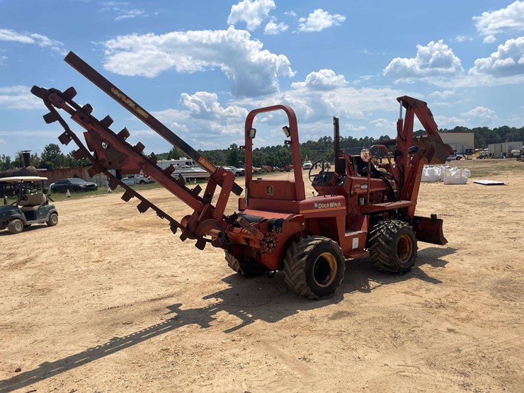 ditch-witch-4010-image-3