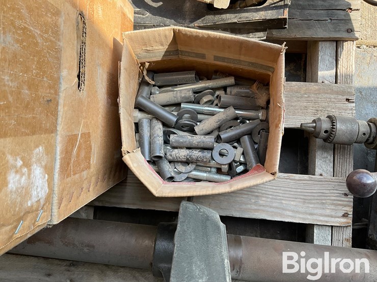 drill-presses,-anvil-and-assorted-parts-image-16
