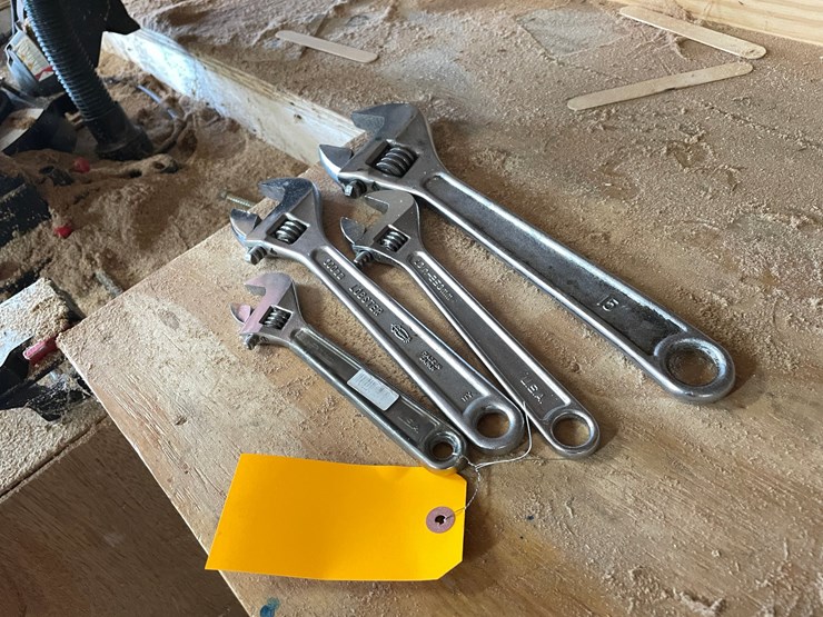 #10153-•-(4)-adjustable-wrenches-image-1