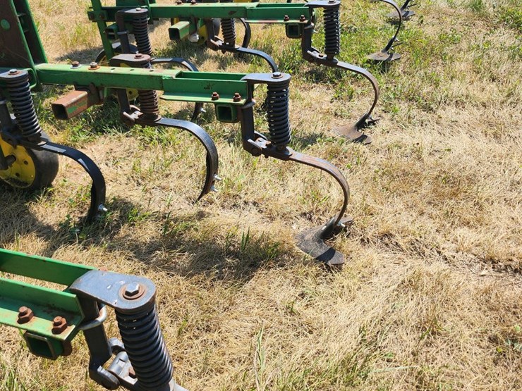 john-deere-825-image-5
