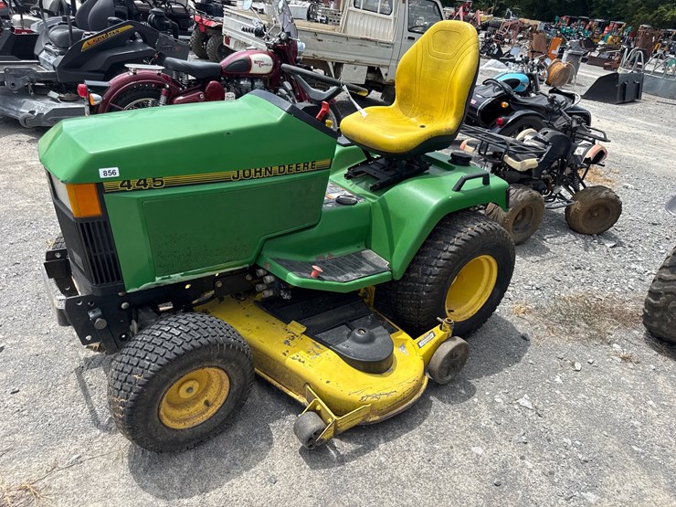 john-deere-445-image-1