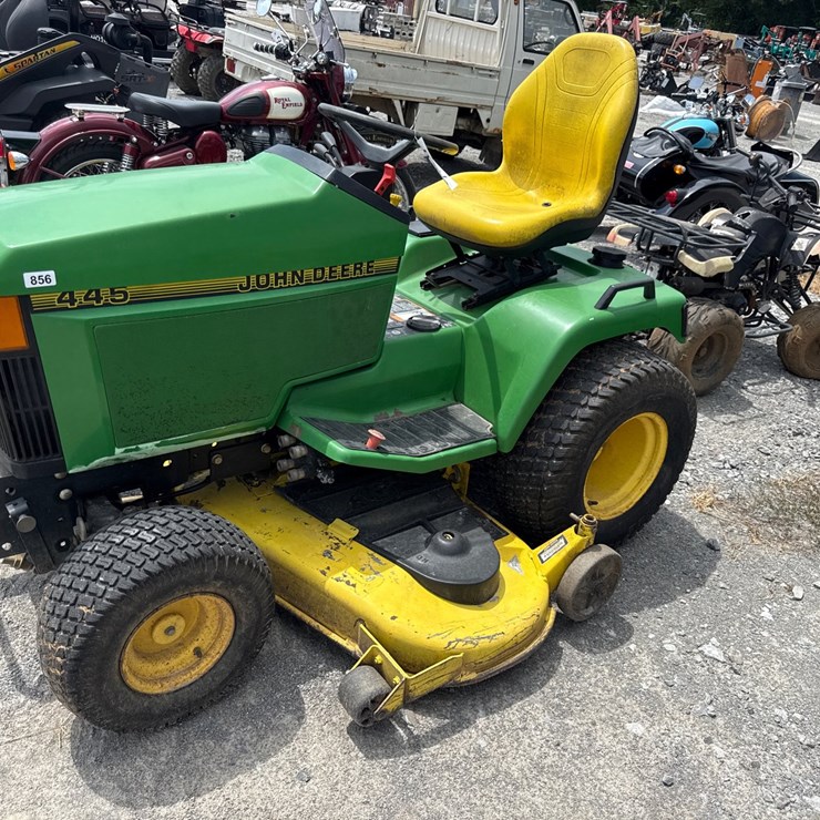 JOHN DEERE 445