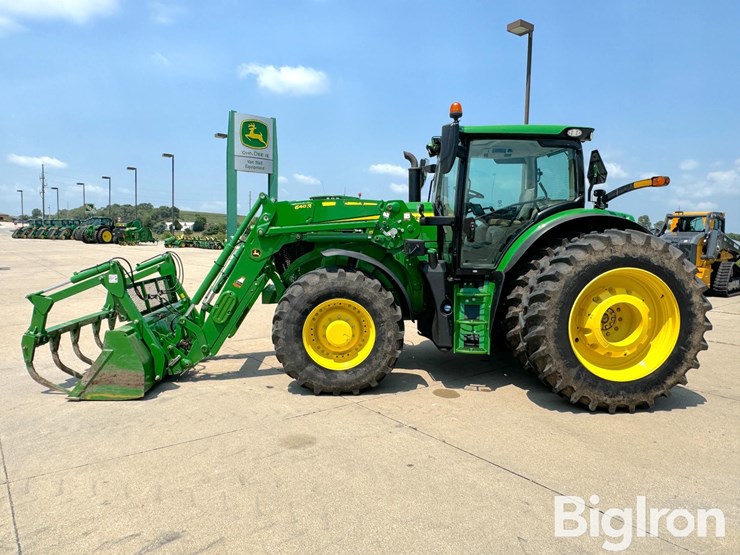 2023-john-deere-6r-155-image-8
