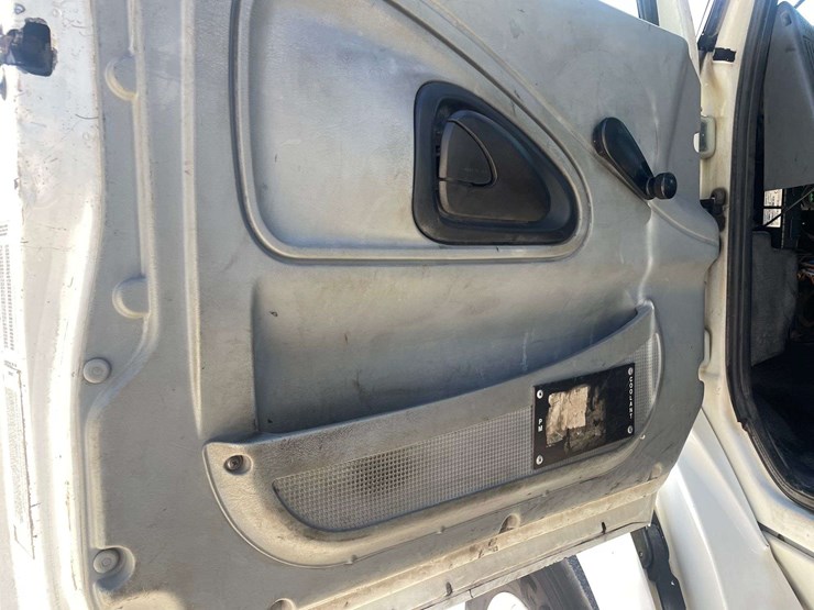 2006-international-transtar-8600-image-10