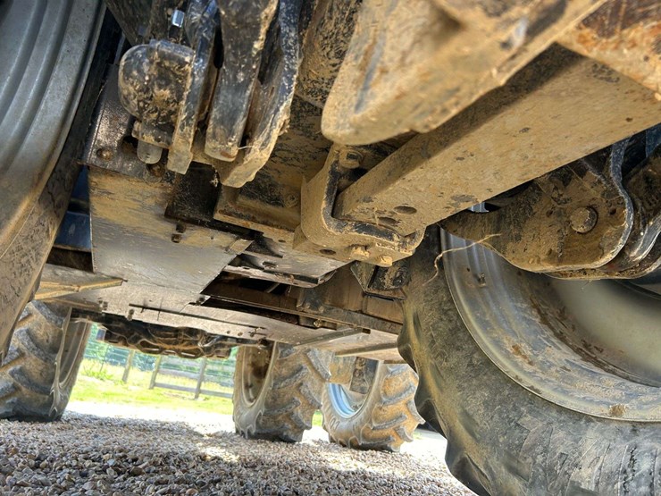 2012-case-ih-magnum-315-image-60