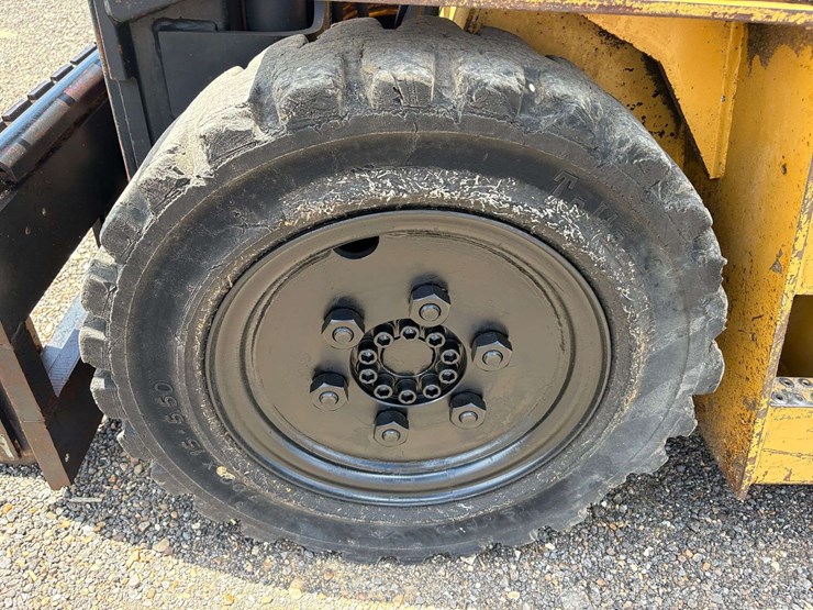 caterpillar-v50d-image-7