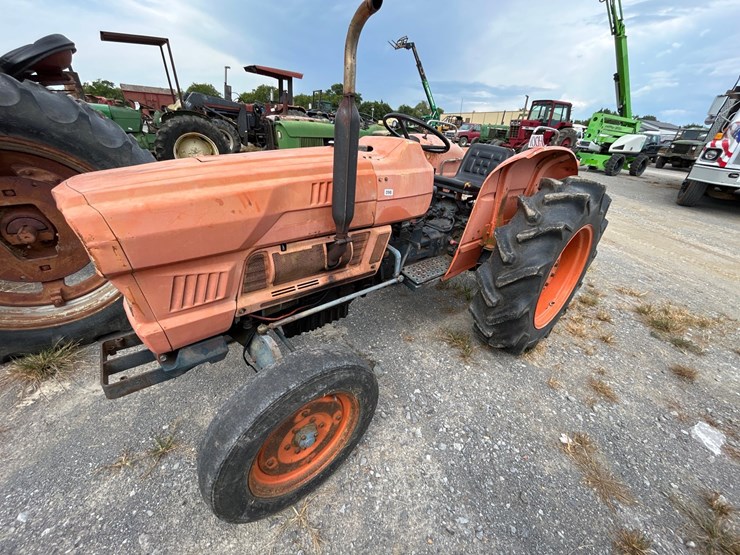 kubota-l3001-image-3