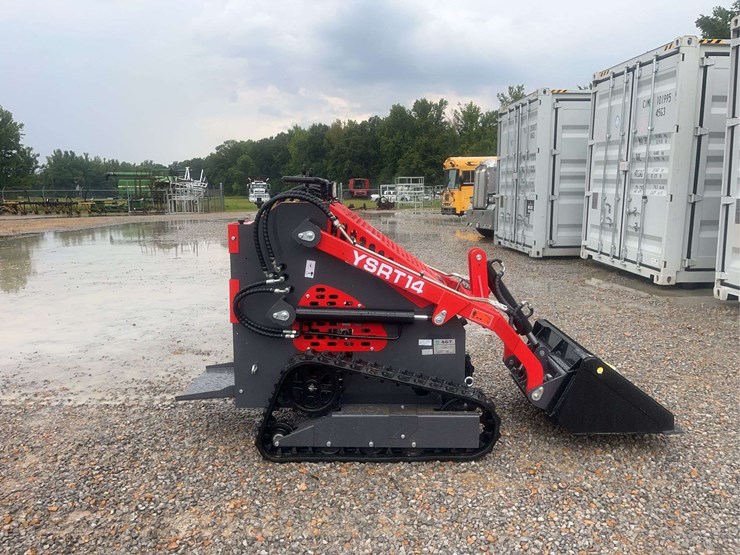 agt-skid-steer-loader-image-1
