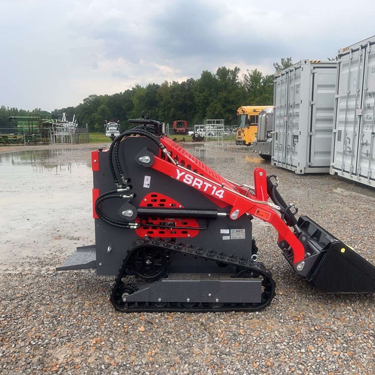 AGT Skid Steer Loader