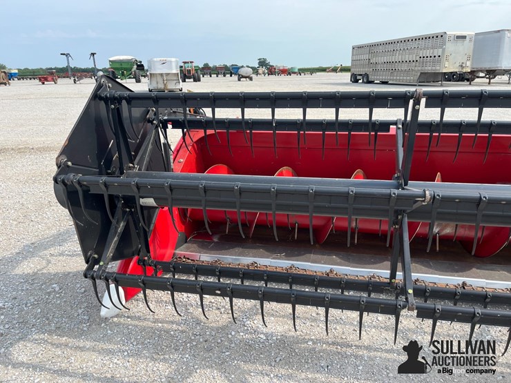 2011-case-ih-3020-image-12