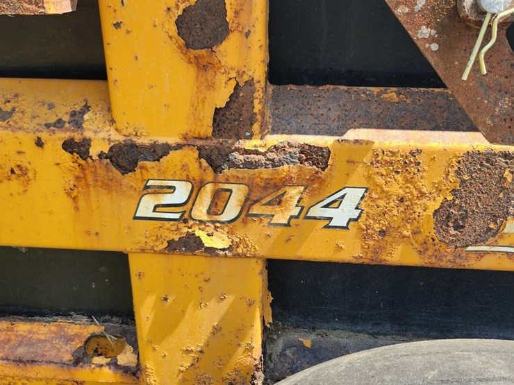 kuhn-knight-2044-image-9
