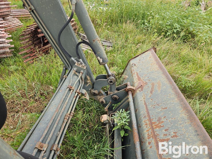new-holland-8670-image-19
