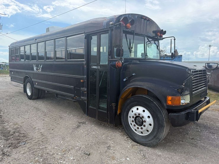 1993-international-3800-image-2