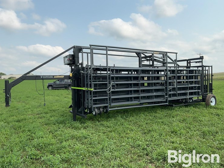 2026-linn-post-and-pipe-wrangler-pro-series-super-large-gooseneck-portable-corral-image-1