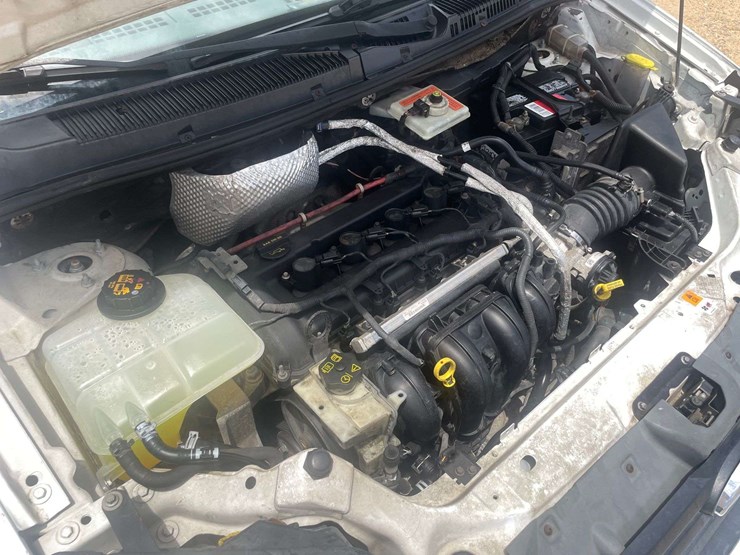 2011-ford-transit-connect-image-8