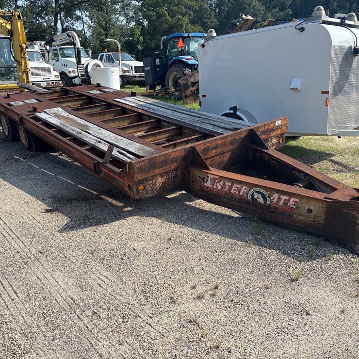 #127 • Interstate 40DLA Trailer