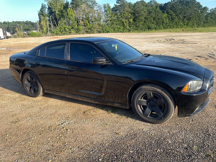 2012-dodge-charger-4-door-police-sedan-(382,550-miles)-image-4