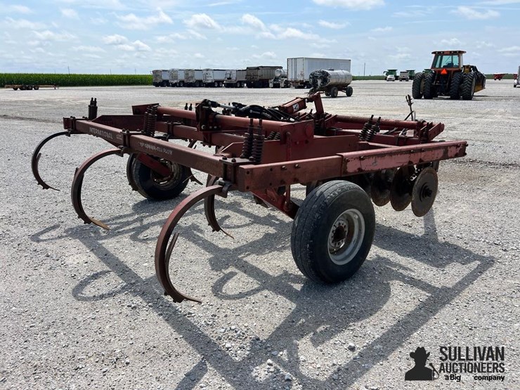 case-ih-6500-image-5