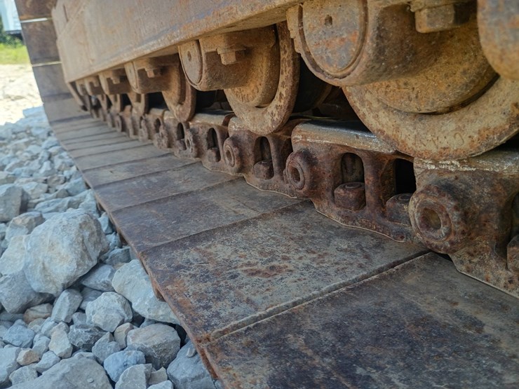 caterpillar-d4c-image-49