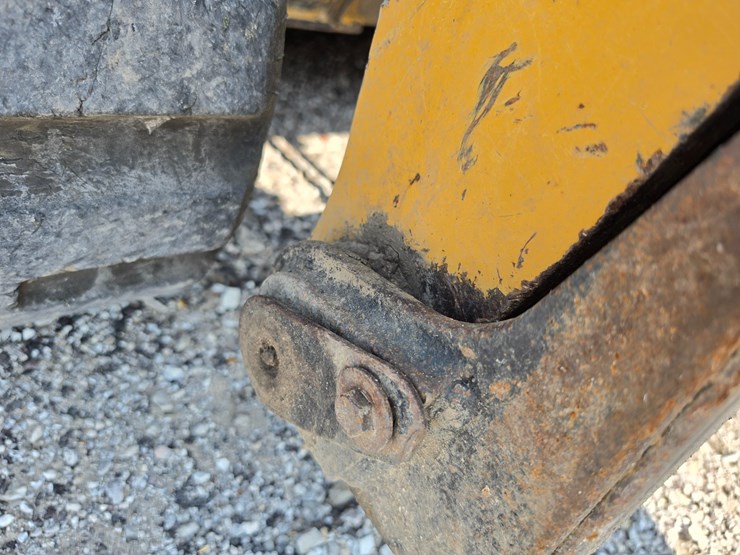 2016-caterpillar-289d-image-59