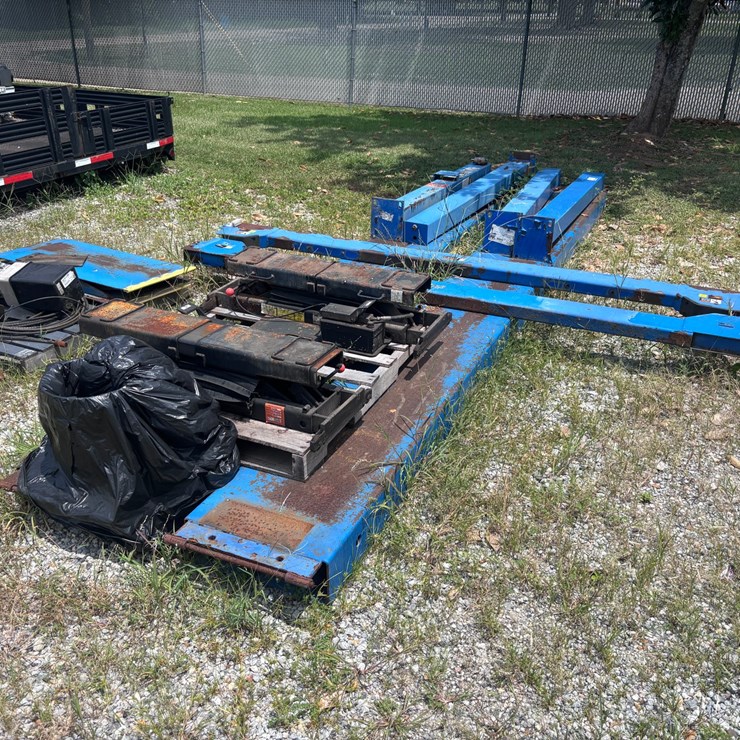 #129 • 12k Vehicle Lift