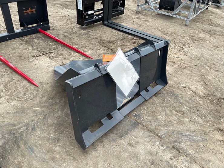#9798-•-wolverine-skid-steer-tree-digger-attachment-image-6