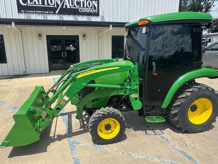 john-deere-3520-image-12