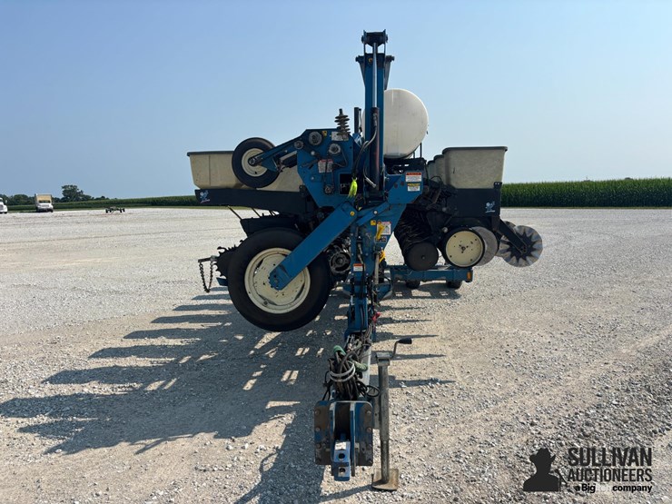 kinze-2600-image-2
