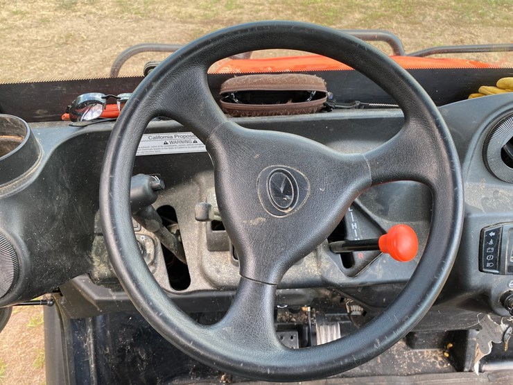 2020-kubota-rtv-x1100c-image-14