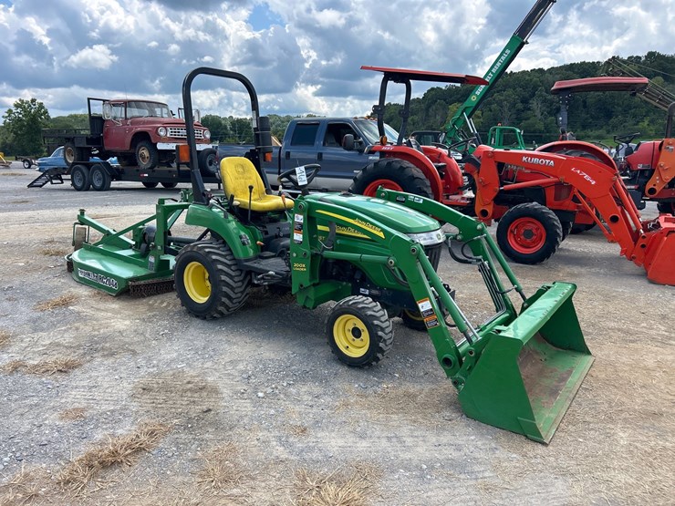 john-deere-2305-image-2